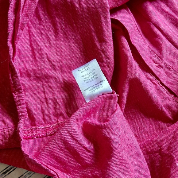 Stylish Pink Button-Down Shirt for Men - Picture 5 of 6